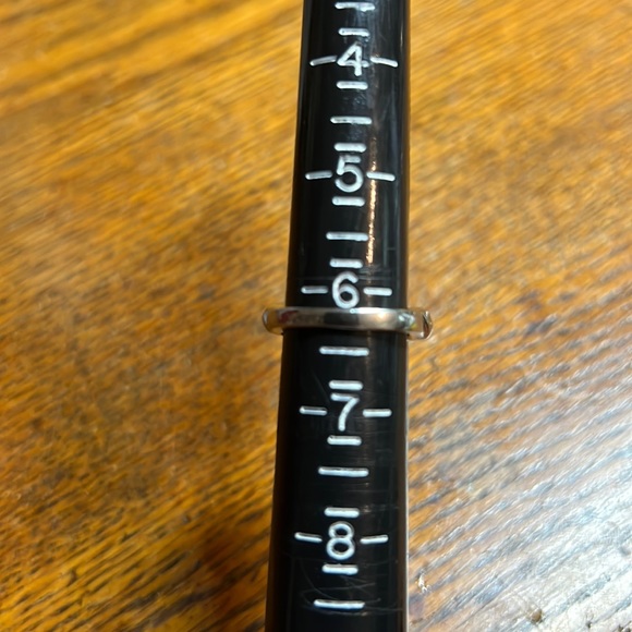 Silver-tone Royal Blue Costume Ring - Picture 15 of 15